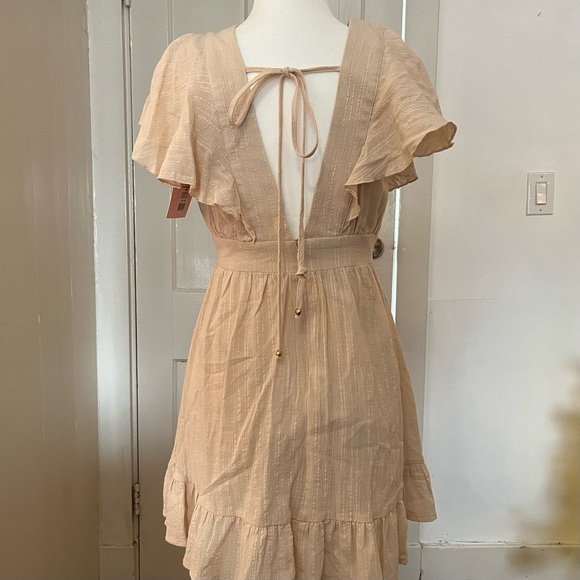 Showpo ‘Keep Watching’ Dress - Picture 8 of 16